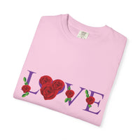 Love Mom Rose Graphic Unisex T-Shirt - Perfect Gift for Mother's Day